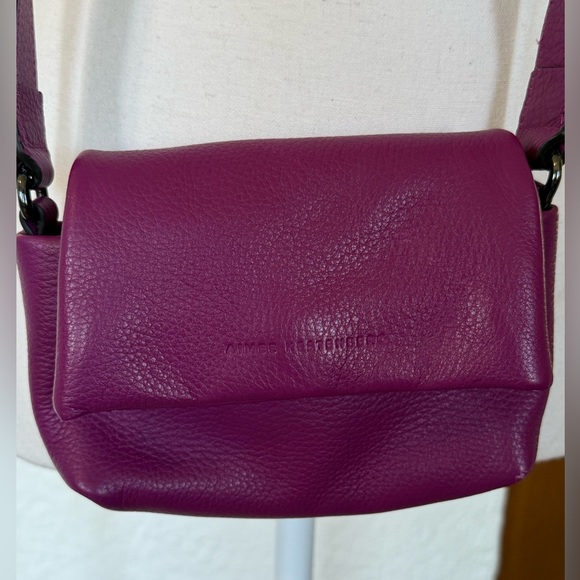 Aimee Kestenberg Mini Crossbody Bag In Iris Leather Preston Mini - Picture 1 of 15
